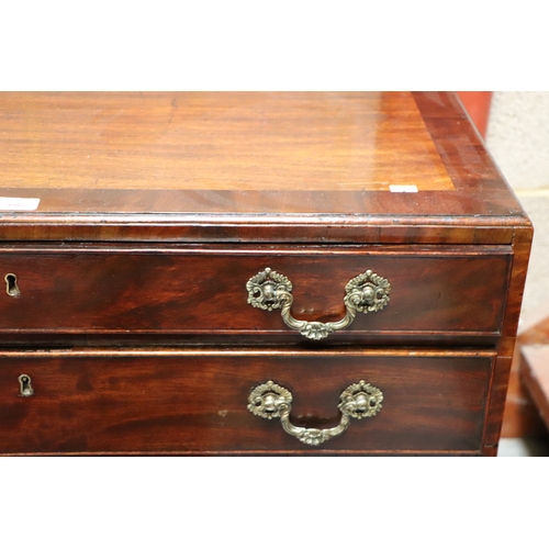 996 - A late 19th century George III style mahogany chest of drawers with an arrangement of four long draw... 