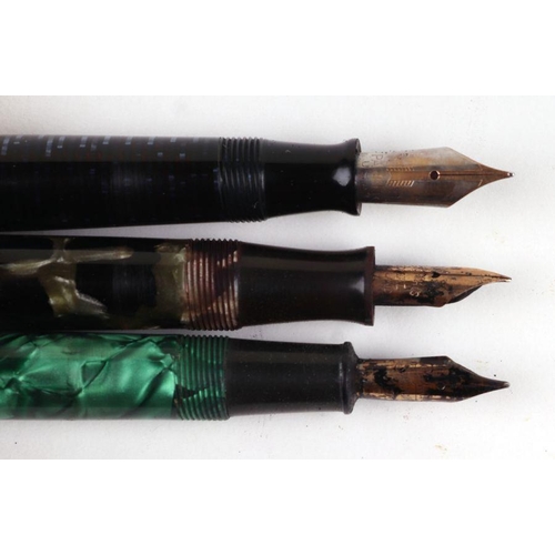 399 - Three vintage fountain pens to include Conway Stewart, Watermans and Parker Vacumatic (3).