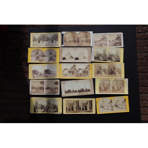 428 - A stereoscopic viewer with various cards depicting views of India, Landscapes and others; together w... 