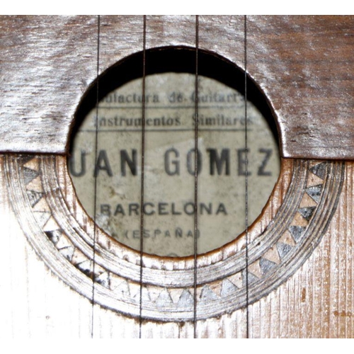 90 - An early 20th century Juan Gomez Barcelona ukulele, bears paper label, 50cms long, cased.