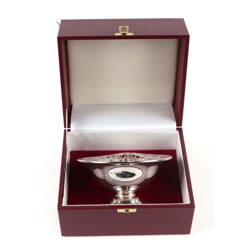 465 - A Millennium Collection Limited Edition silver Millennium Rose Bowl, number 55/500 for A. Edward Jon... 