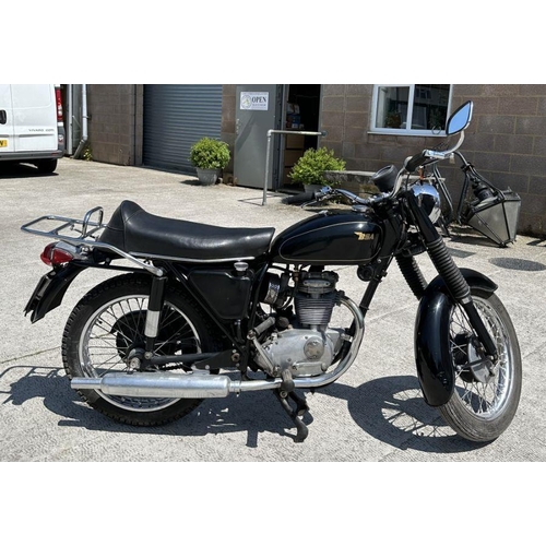 51 - A 1970 BSA Fleetstar 250cc single, registration no. PBM 615H, engine no. ED10897, black.  The Fleets... 