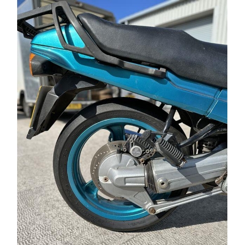 57 - A 1993 BMW R1100 RS, registration no.  L940 DUE, frame no. 0294076, engine no. 21936106, blue.  We a... 