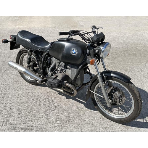 60 - A 1977 BMW R60, registration no.  TLM 511R, frame no. 6001503, engine no. 6001503, black.  This R60 ... 