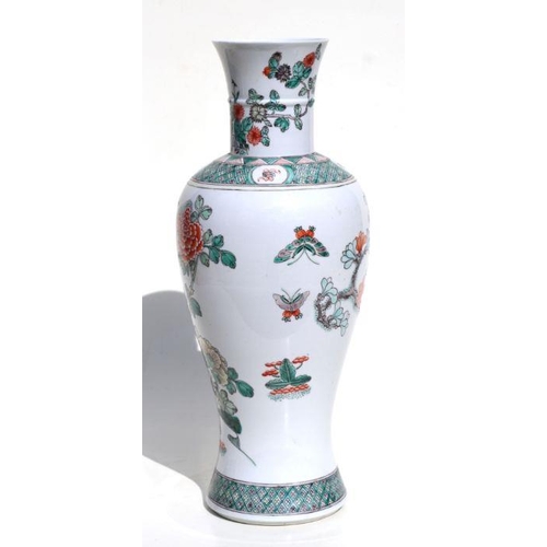 672 - A large Chinese famille vert vase decorated with birds amongst flowering foliage, 45cms high.Conditi... 