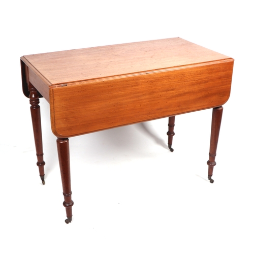 950 - A Victorian mahogany Pembroke table, 92cm wide.