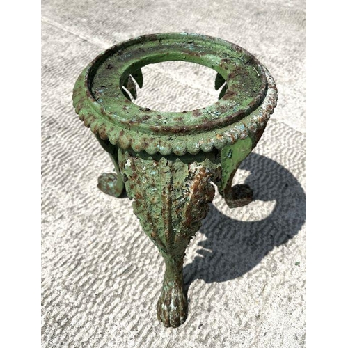 18 - A Victorian cast iron jardinière stand with leaf capped cabriole legs terminating in pad feet, 30cm ... 