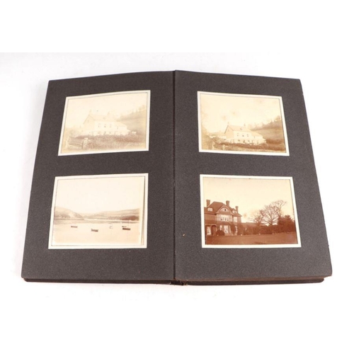 22 - A quantity of assorted early 20th century photograph albums containing various black & white ima... 