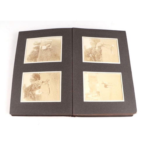 22 - A quantity of assorted early 20th century photograph albums containing various black & white ima... 