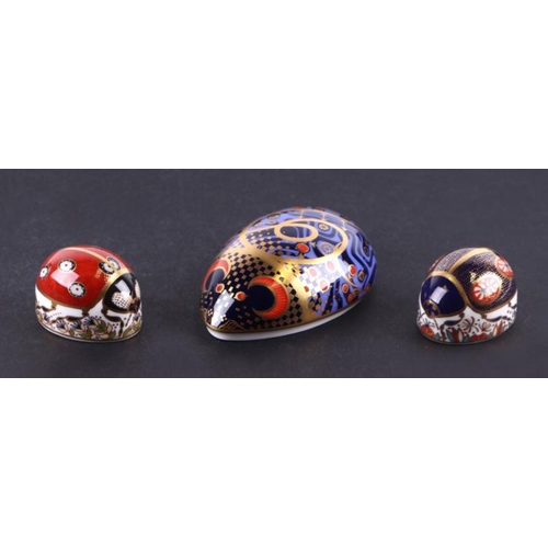 391 - A group of Royal Crown Derby paperweights, Ladybird Two Spot; Ladybird Seven Spot; Blue Ladybird; Co... 