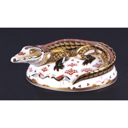 462 - A Royal Crown Derby paperweight, Crocodile, Exclusive Gold Signature Edition, boxed with certificate... 