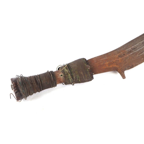 89 - An African Congo sickle sword, 54cm long.