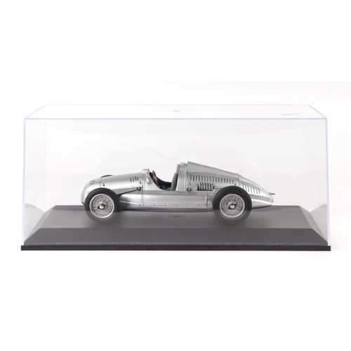 444 - A CMC German Precision Models Auto-Union Type D (1938) 1;18 scale diecast model, cased.