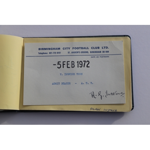 87 - A group of autograph albums to include signatures by Bobby Moore, Barry Sheen, Stan Woods, Barbara W... 