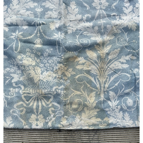 123 - A large pair of blue & cream leaf pattern interlined curtain, 207 by 145cms.