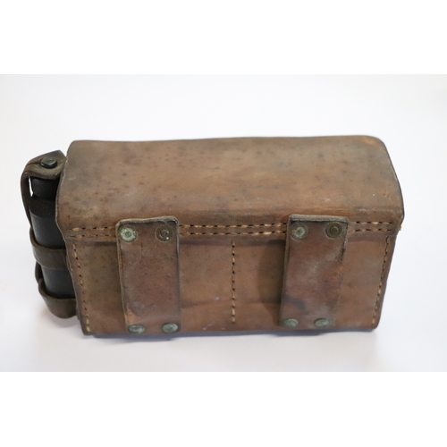 92 - A WWII Japanese Infantry leather ammunition pouch.