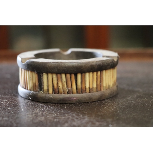 339 - A group of porcupine quill boxes (for restoration), the largest 19cms wide (5).