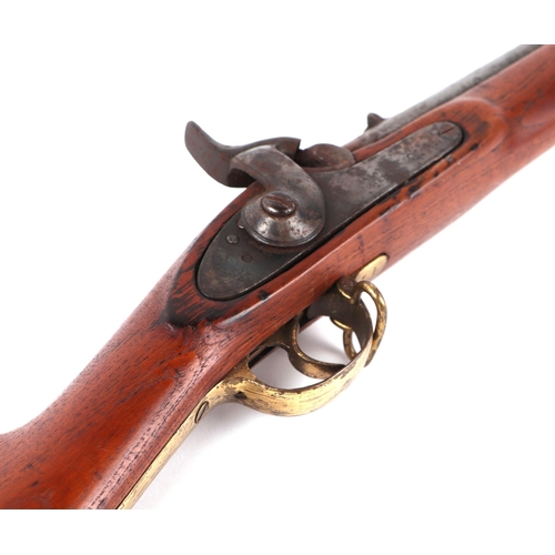 114 - A British Army 1859 Enfield Musket Cavalry carbine with percussion, smooth bore and articulated ram ... 