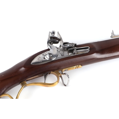 116 - A reproduction British Army Baker rifle flintlock musket, model 806, .625 calibre, overall length 12... 