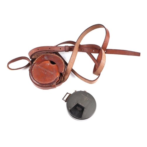 137 - A WWI Short & Mason Ltd, London, Clinometer, serial no. 2221, in a fitted leather case.