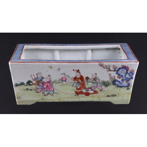 1968 - A Chinese famille rose rectangular planter decorated with figures in a landscape, seal mark to the u... 