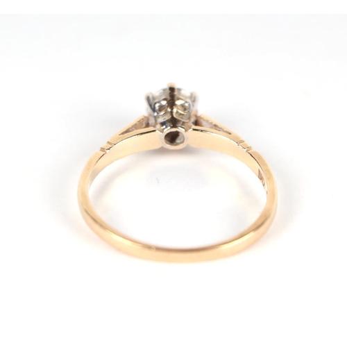 467 - A 14ct gold cubic zirconia solitaire ring, approx UK size 'O', 2.1g.