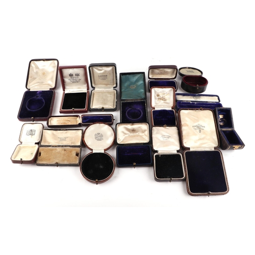 493 - A large quantity of Victorian and later jewellery display boxes.