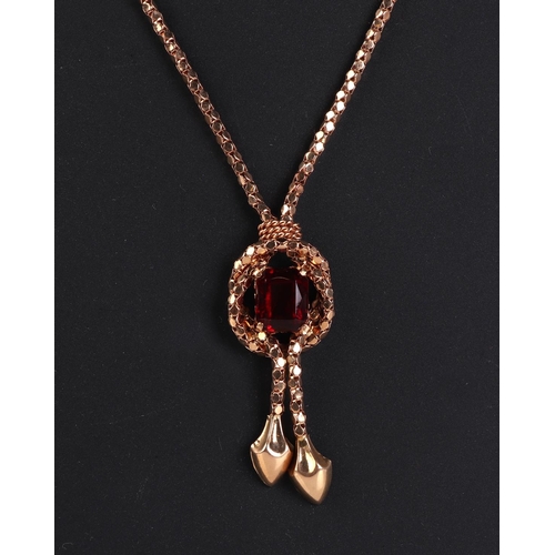 517 - An 18ct gold pendant necklace, 15.5g.