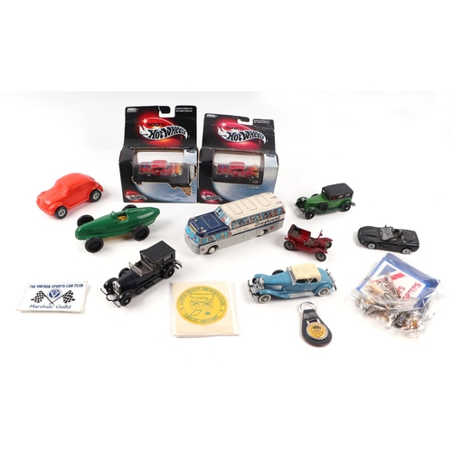 478 - A quantity of assorted diecast vehicles to include Hot Wheels 57 Olds Collector's Edition no. 23, a ... 