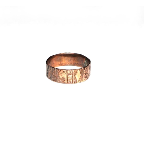 781 - Two 9ct gold wedding bands; together with a small 9ct gold signet ring (3), 6.3g.Condition Reportthe... 