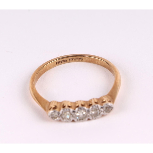 793 - An 18ct gold and five stone diamond ring, approx UK size 'N', 3g.