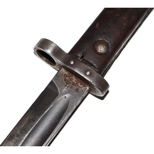 90 - A Czechoslovakian Mauser VZ .24 bayonet with metal scabbard, 45cms long.