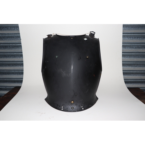 102 - A 19th century style French cuirassiers front and back steel breast plates, back plate 1.895kg and f... 