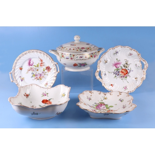 277 - A quantity of Dresden and similar ceramics decorated with flowers, to include a tureen, bowls and di... 