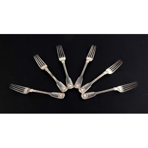 519 - A set of six fiddle, thread and shell pattern silver forks, London 1852, 367g.