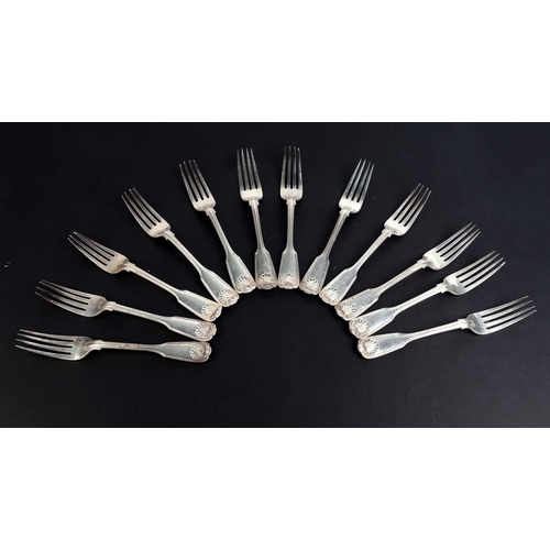 521 - A group of Victorian fiddle, thread and shell pattern table forks, various dates and makers marks, 1... 