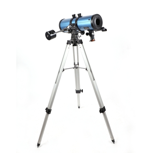 452 - A Sky-Watcher D-114mm F-1000mm telescope on tripod base.