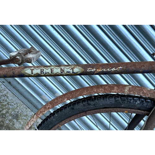 41 - Two vintage bicycles - The Trent Tourist and a Raleigh, for display purposes only (2).