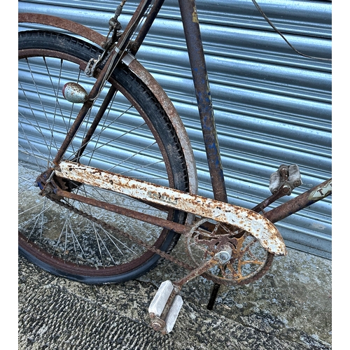 41 - Two vintage bicycles - The Trent Tourist and a Raleigh, for display purposes only (2).