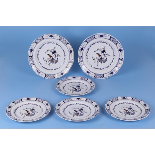 313 - A Wedgwood Georgetown collection Volendam design tableware's to include tureens and covers; a pair o... 