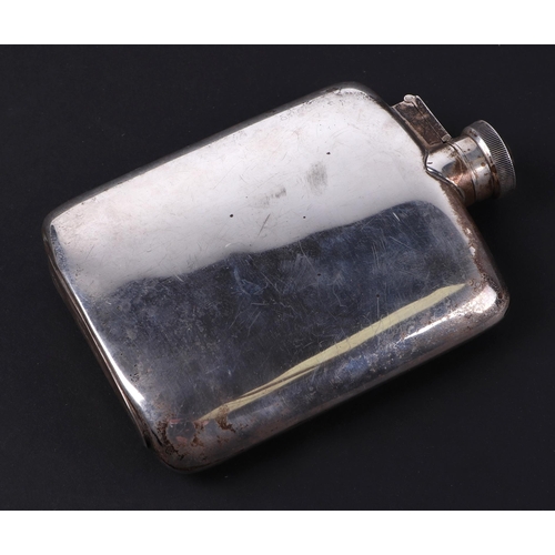 489 - A silver quarter pint hip flask, Sheffield 1943, 191g.