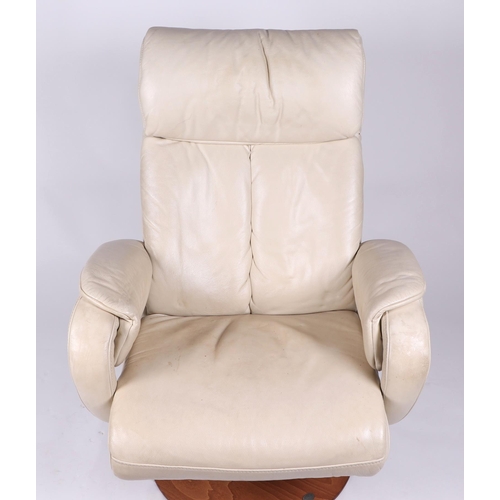 811 - A pair of Himolla Mosel leather reclining chairs (2)