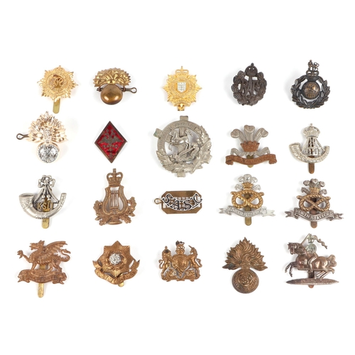 90 - A collection of Military cap badges for various regiments, including Royal Fusiliers (1958-69) Infan... 