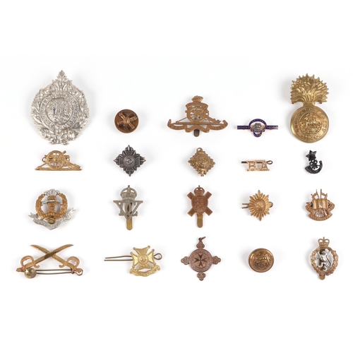 90 - A collection of Military cap badges for various regiments, including Royal Fusiliers (1958-69) Infan... 