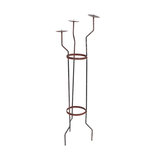 31 - A group of five circular well weathered metal garden flower supports, three 91cm high, two 61cm high... 