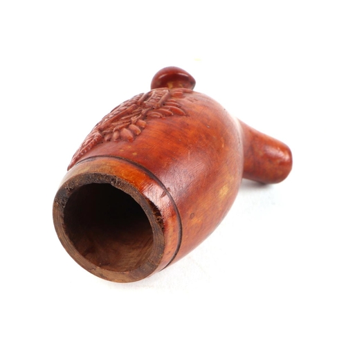 388 - A treen carved pipe bowl, with Royal G R insignia.