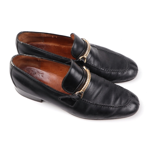 433 - A pair of vintage Gucci gentleman's loafers with original dust bags and box, UK size 9.5, with signs... 