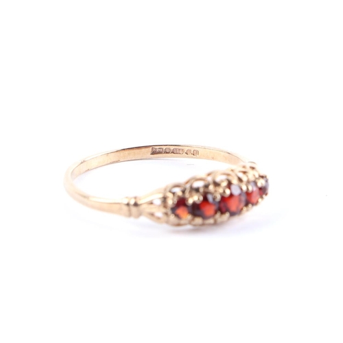 420 - An Edwardian style 9ct gold five-stone garnet ring, approx UK size P, 1.3g.