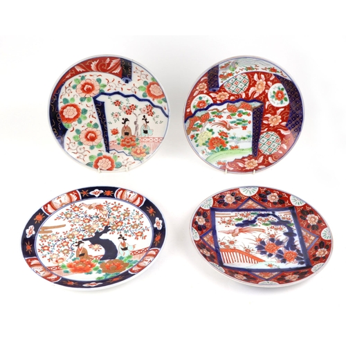 576 - A group of Japanese Imari plates, largest 28cm diameter; together with a pair of Chinese plates deco... 