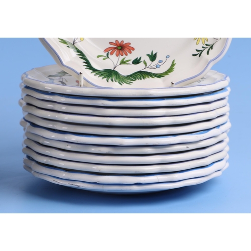 324 - A large quantity of Gien, France, dinner and tea wares to include tureens, dinner plates, side plate... 